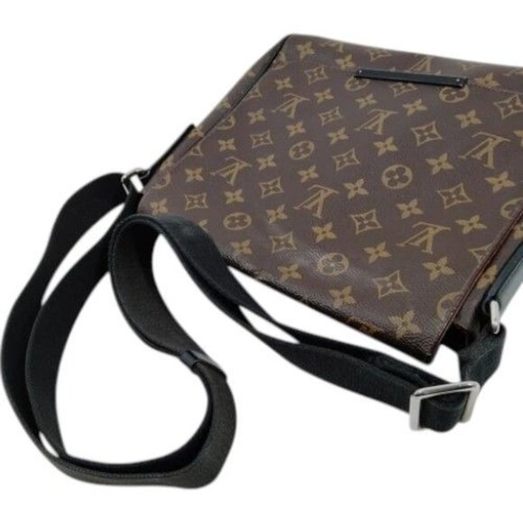 891370BS (X5) Louis Vuitton Crossbody Bag Brown Monogram - Picture 3 of 8
